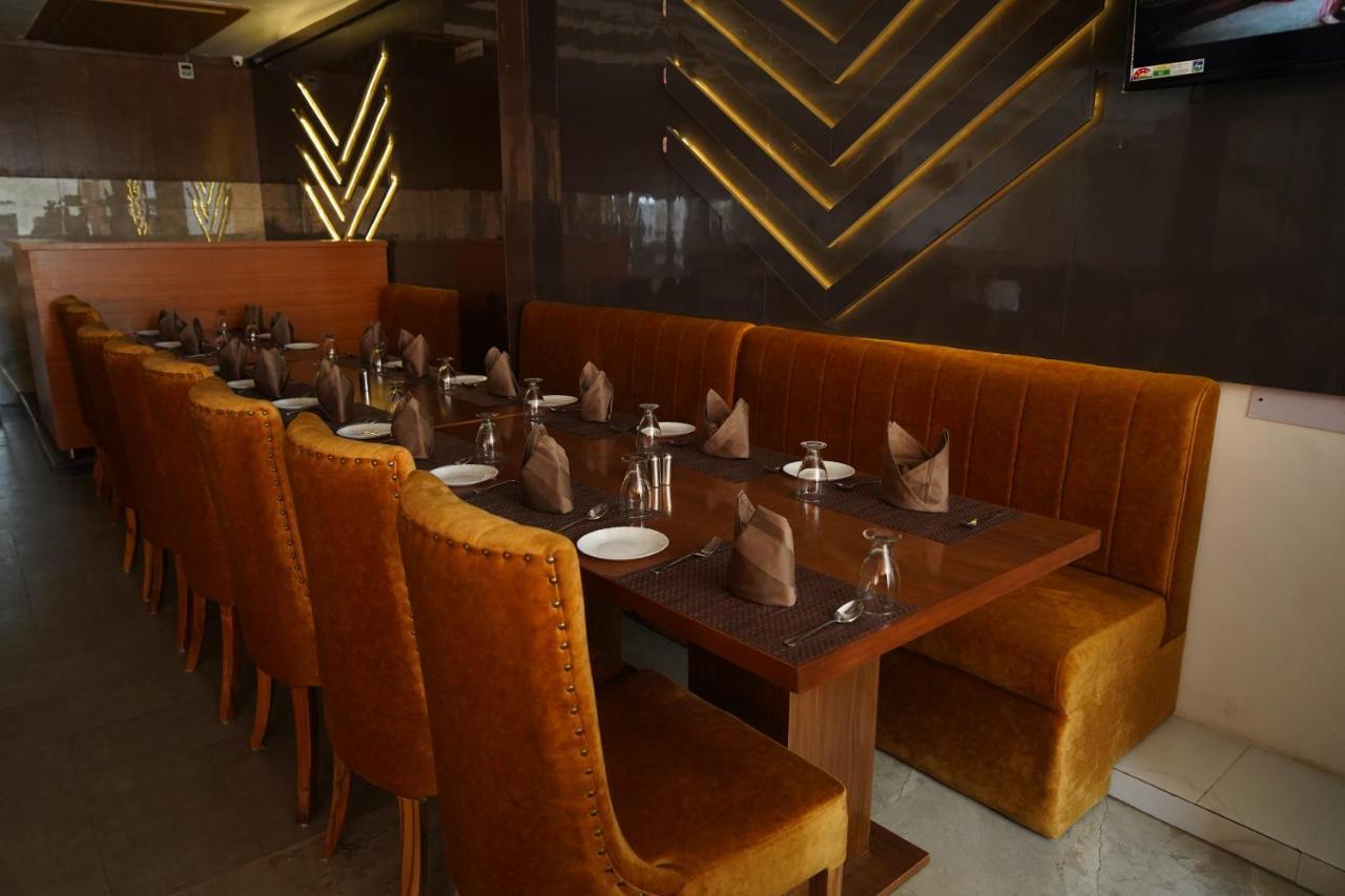 Hotel Shanti Sagar Kharar エクステリア 写真