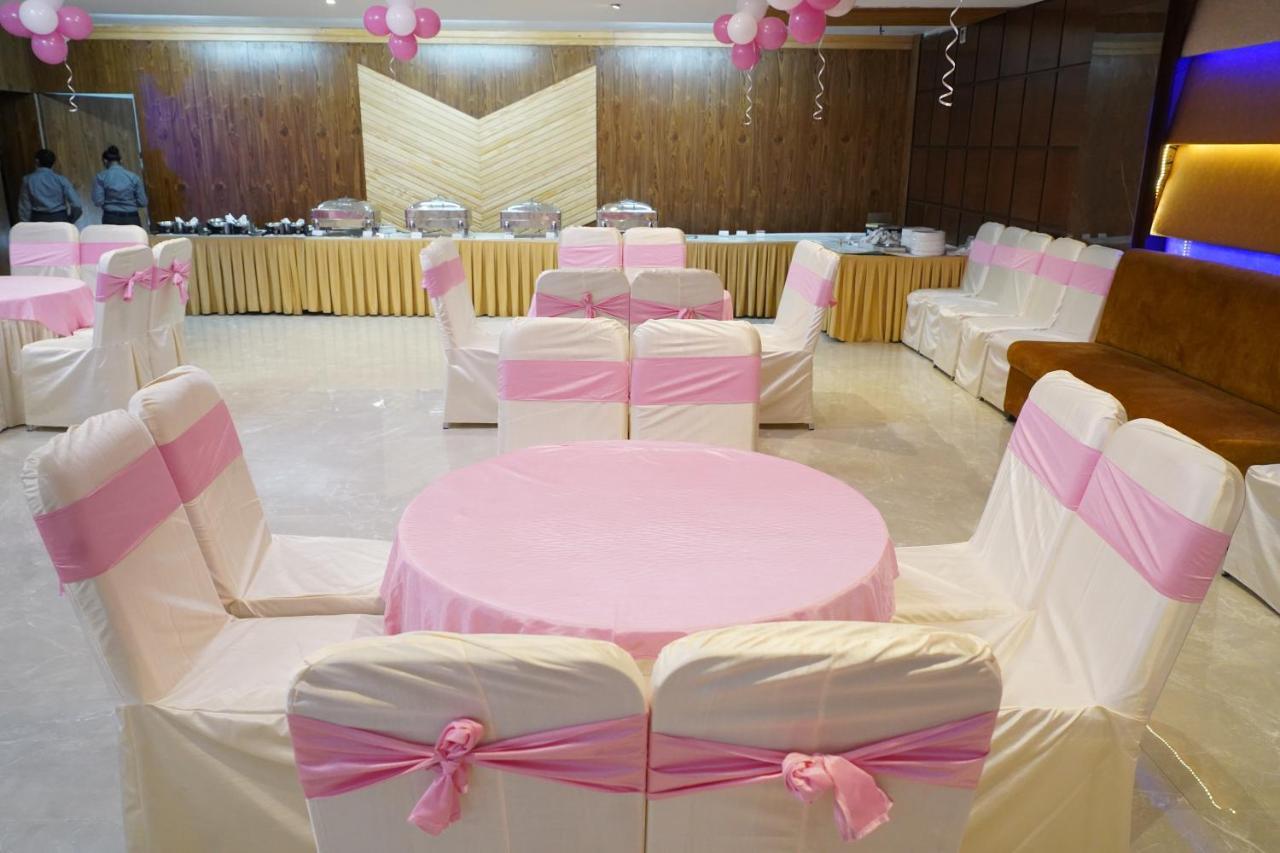 Hotel Shanti Sagar Kharar エクステリア 写真