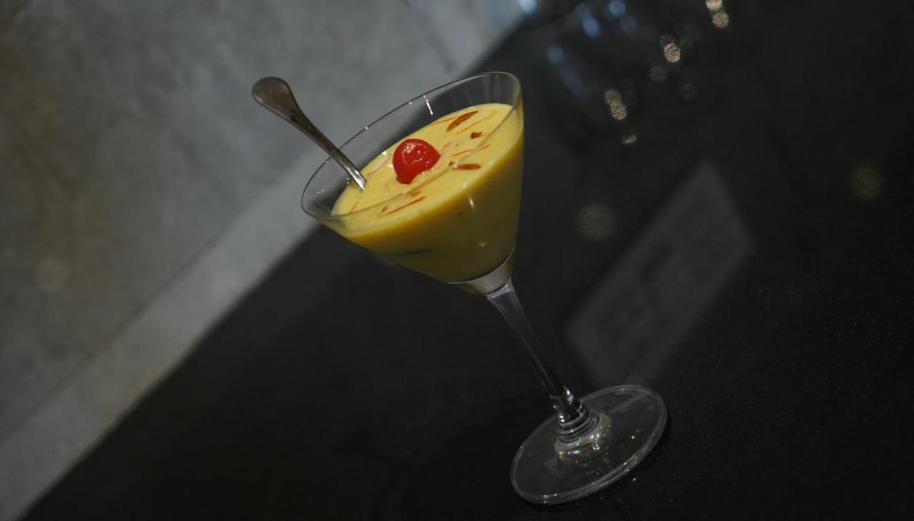 Hotel Shanti Sagar Kharar エクステリア 写真